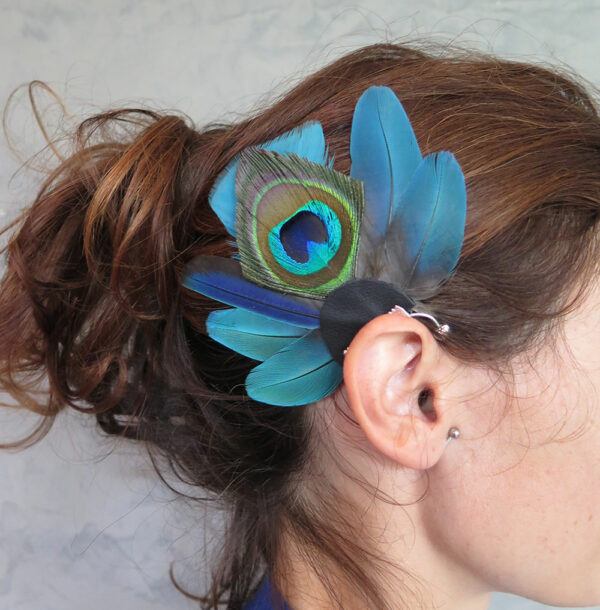 ear-cuff-plume-naturelle-bleu-paon