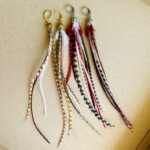 boucles-d’oreilles-plumes-fines-et-longues-pendantes-embout-fleur